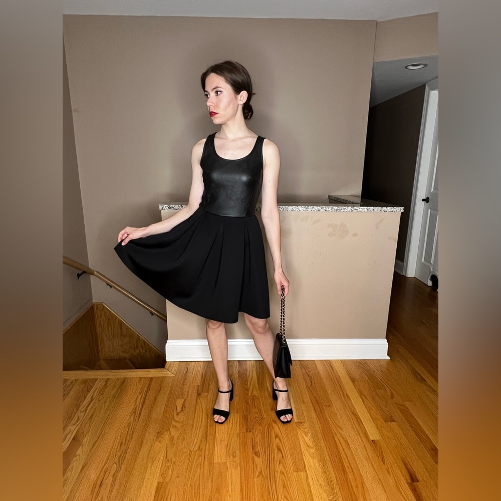 Black dress. Size S. Brand Charlotte russe. Condition like new.